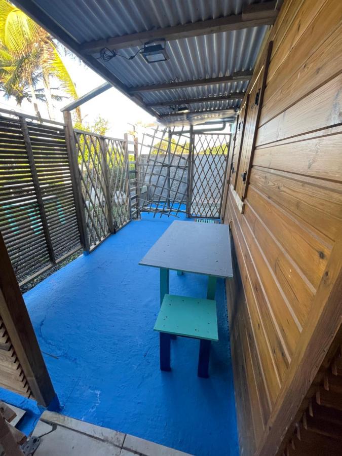 2 Bungalows Au Bord De La Plage De Montal A Moule Loues Individuellement Ou Ensemble Le Moule Exterior photo